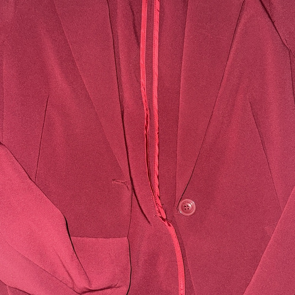 Blazer - Picture 3 of 4
